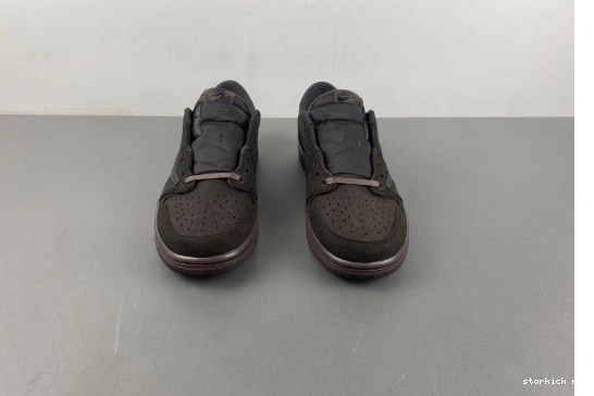 SP TRAVIS DM7866-  RETRO DM7866-202 JORDAN SCOTT 1 202  OG LOW 0218